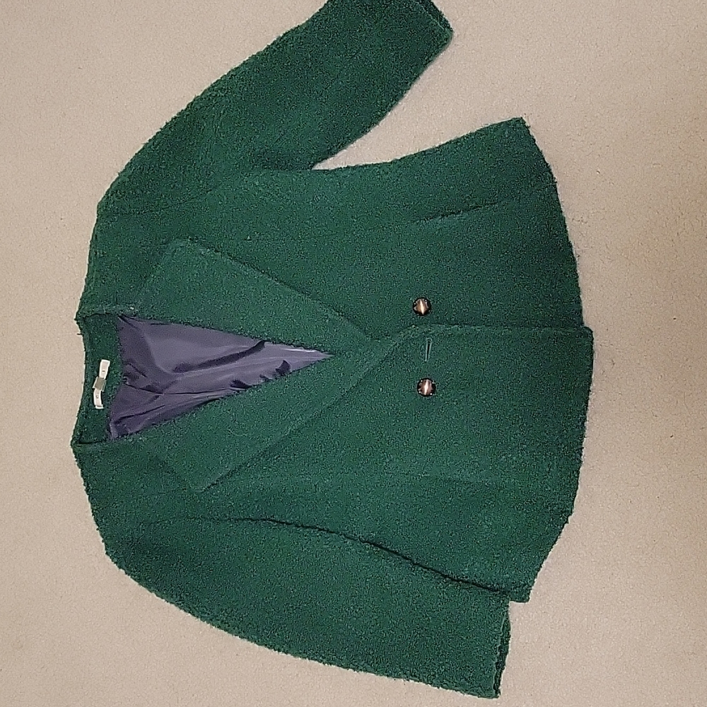 Cabi 532 green wool boucle cropped blazer
